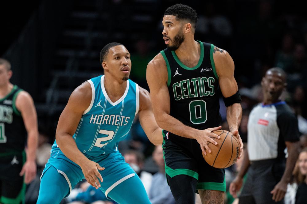 窥她在过去 窥她在过去