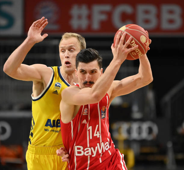 他的健康状 他的健康状