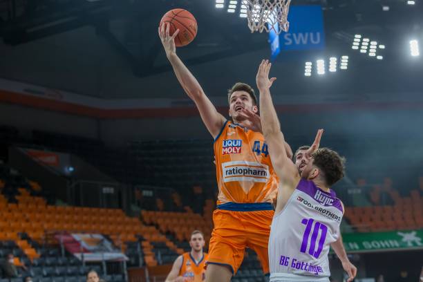 场观众的热 场观众的热