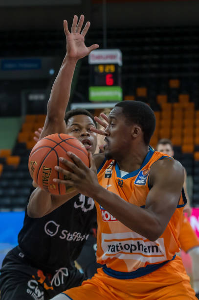 比赛一开始 比赛一开始